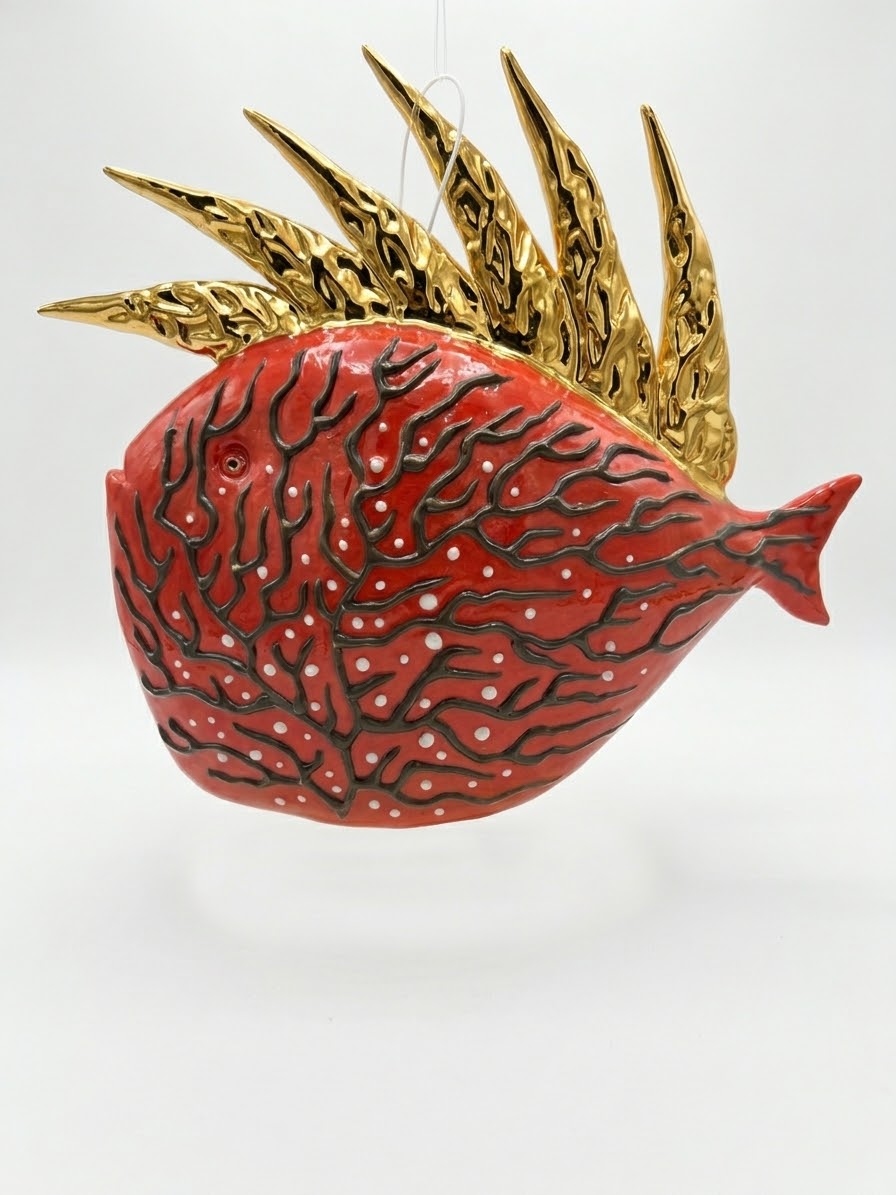SCULTURA PESCE RILIEVO CRESTA ORO FUTURO D'ARTE